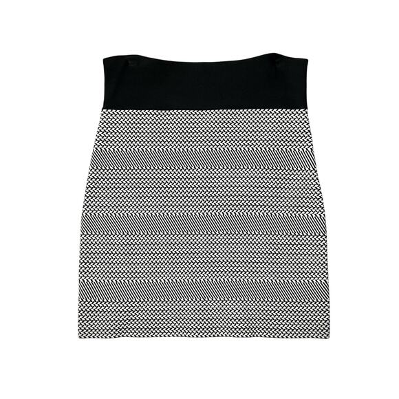 BCBG Maxazria skirt NWOT size M - Picture 1 of 6